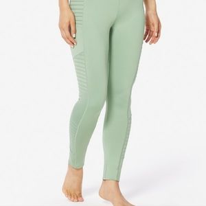 Ruby Ribbon Sport Leggings Leaf Green mint color M